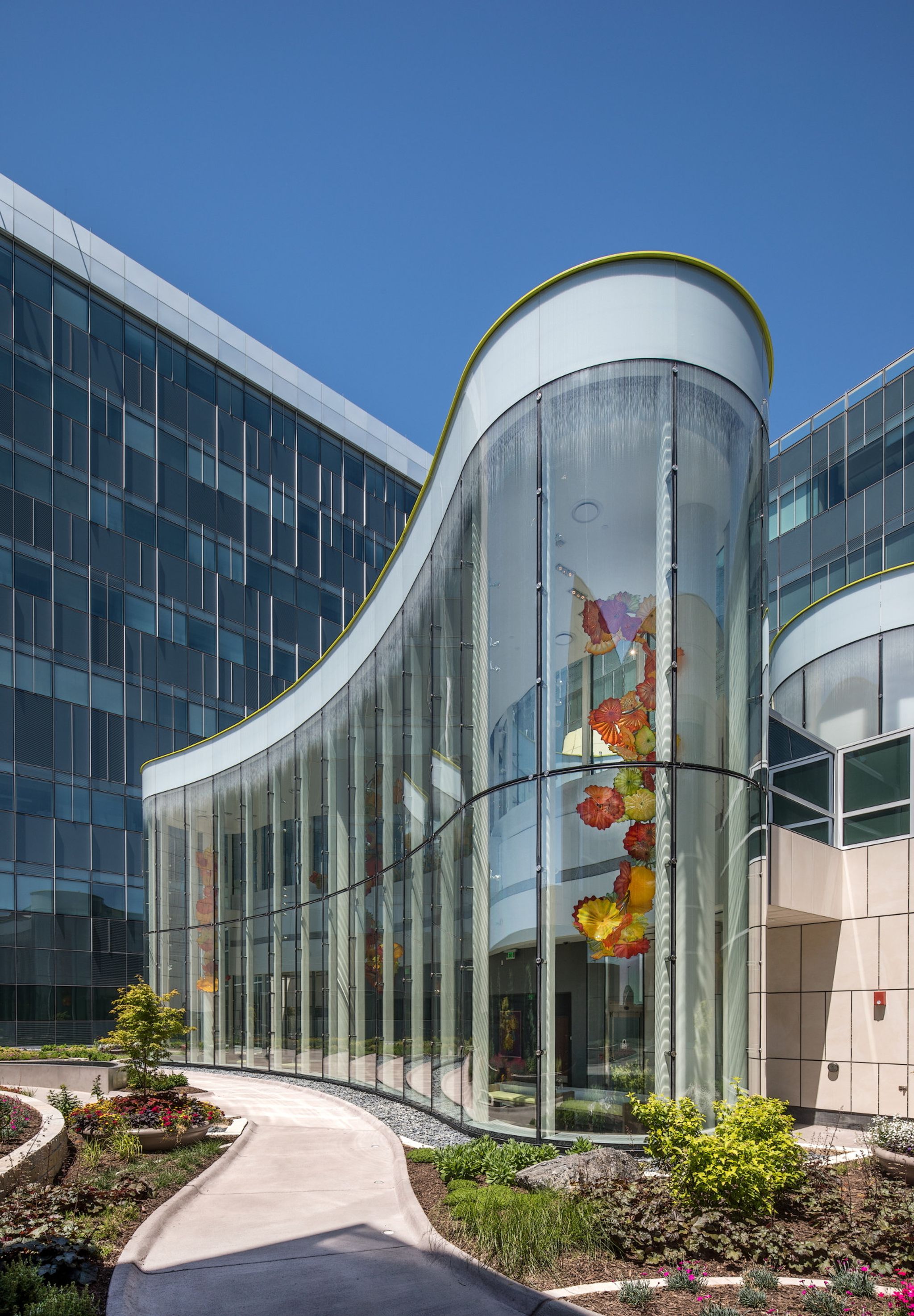 Fred and Pamela Buffett Cancer Center