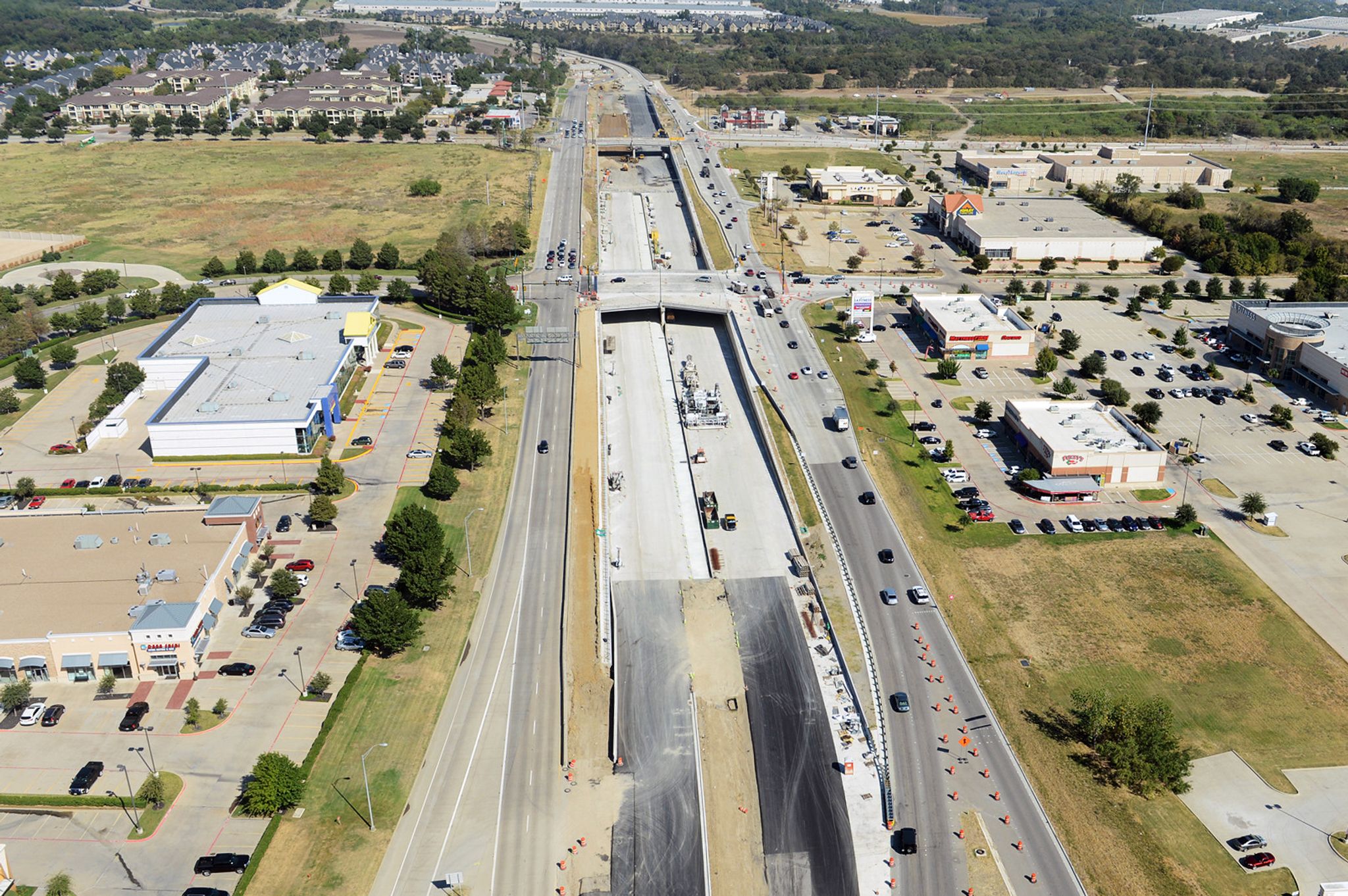 DFW Connector FM 2499
